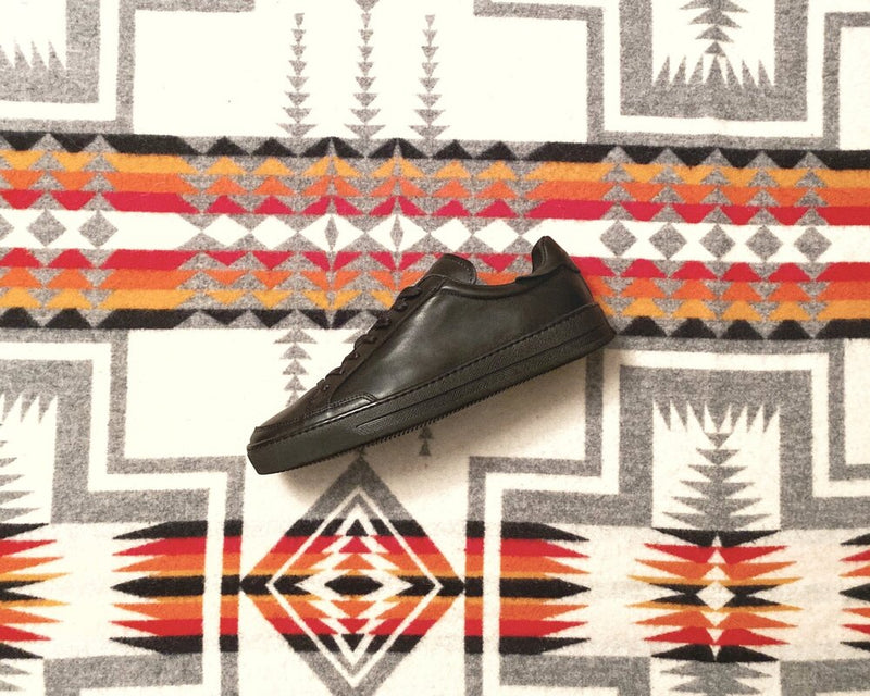 N°11 - Triple Black