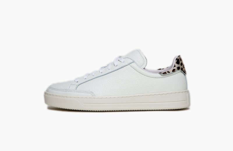 N°11 - White Leopard